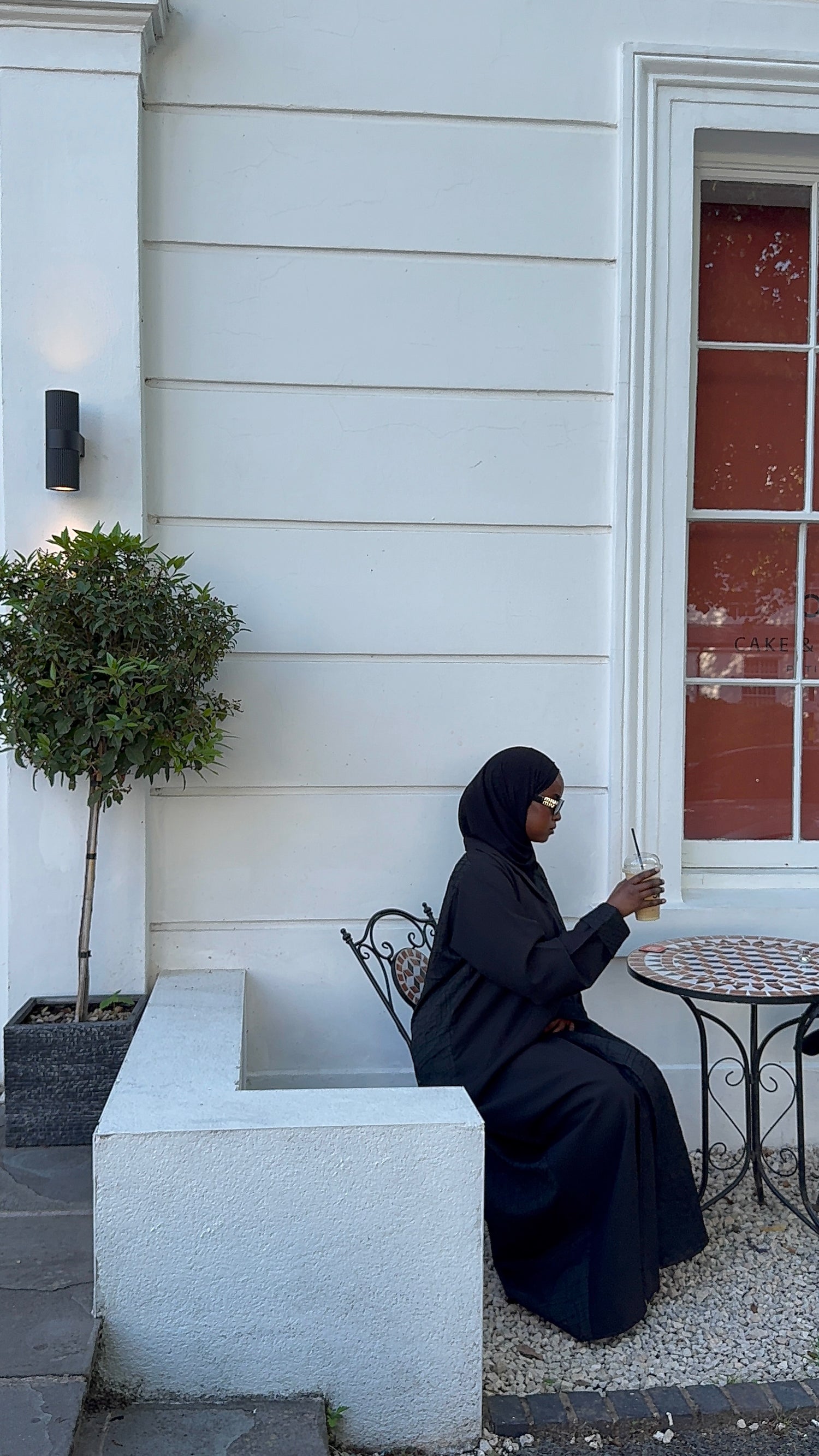 Noir Eid Abayas