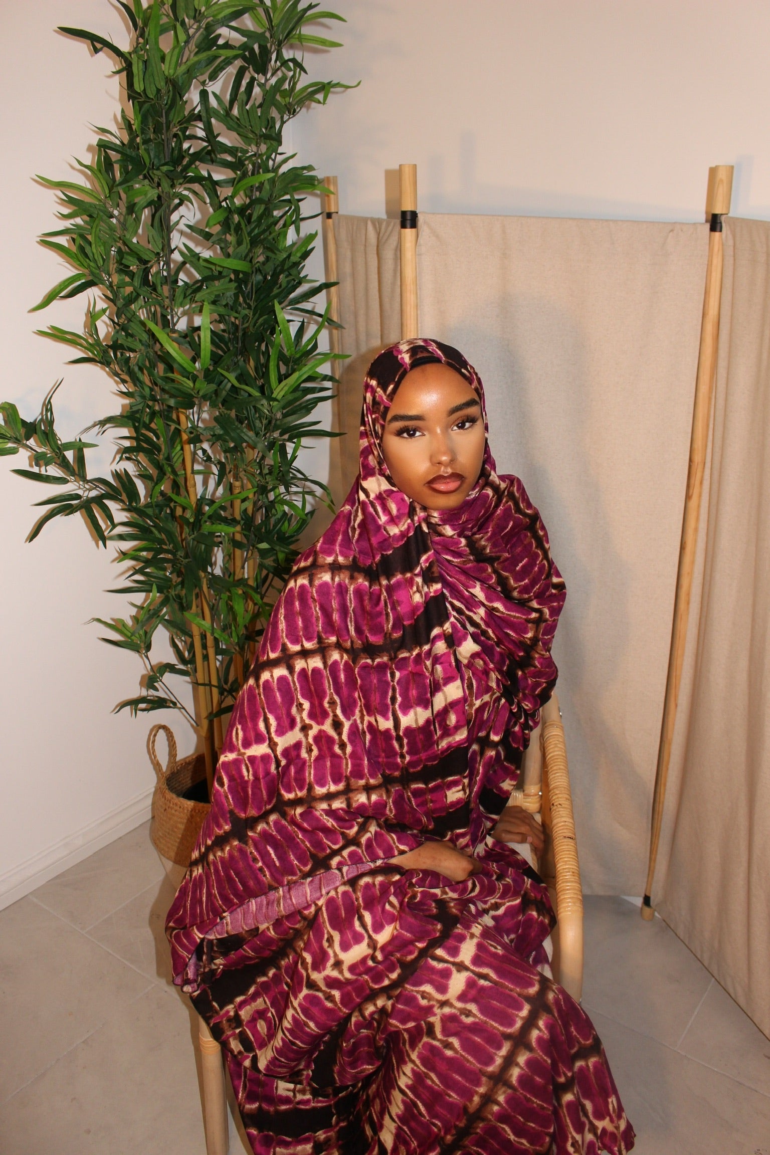 ORCHID - VITRA SINGLE BAATI