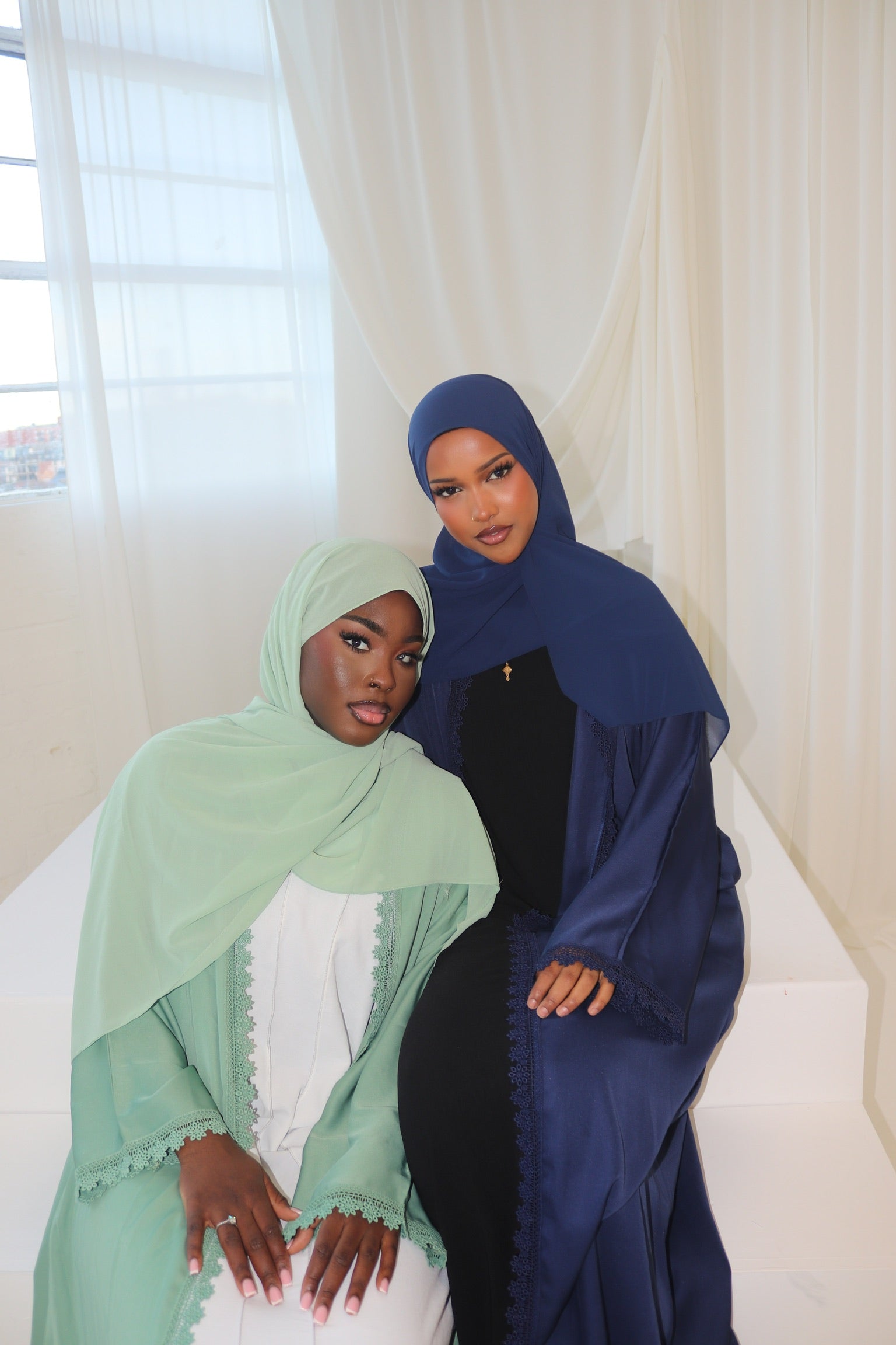 Navy - Lace Abaya Set