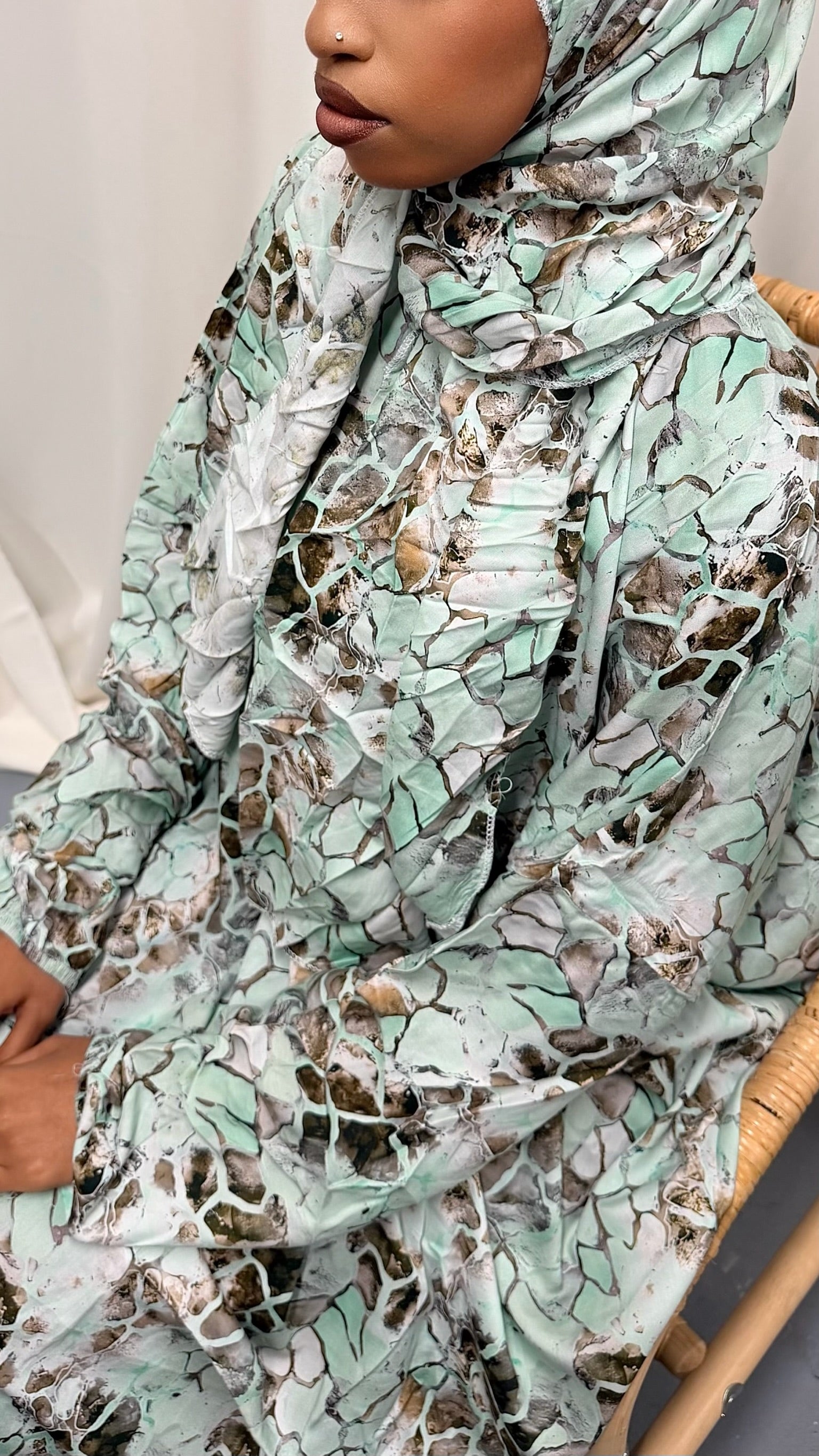 Amani Prayer Abaya