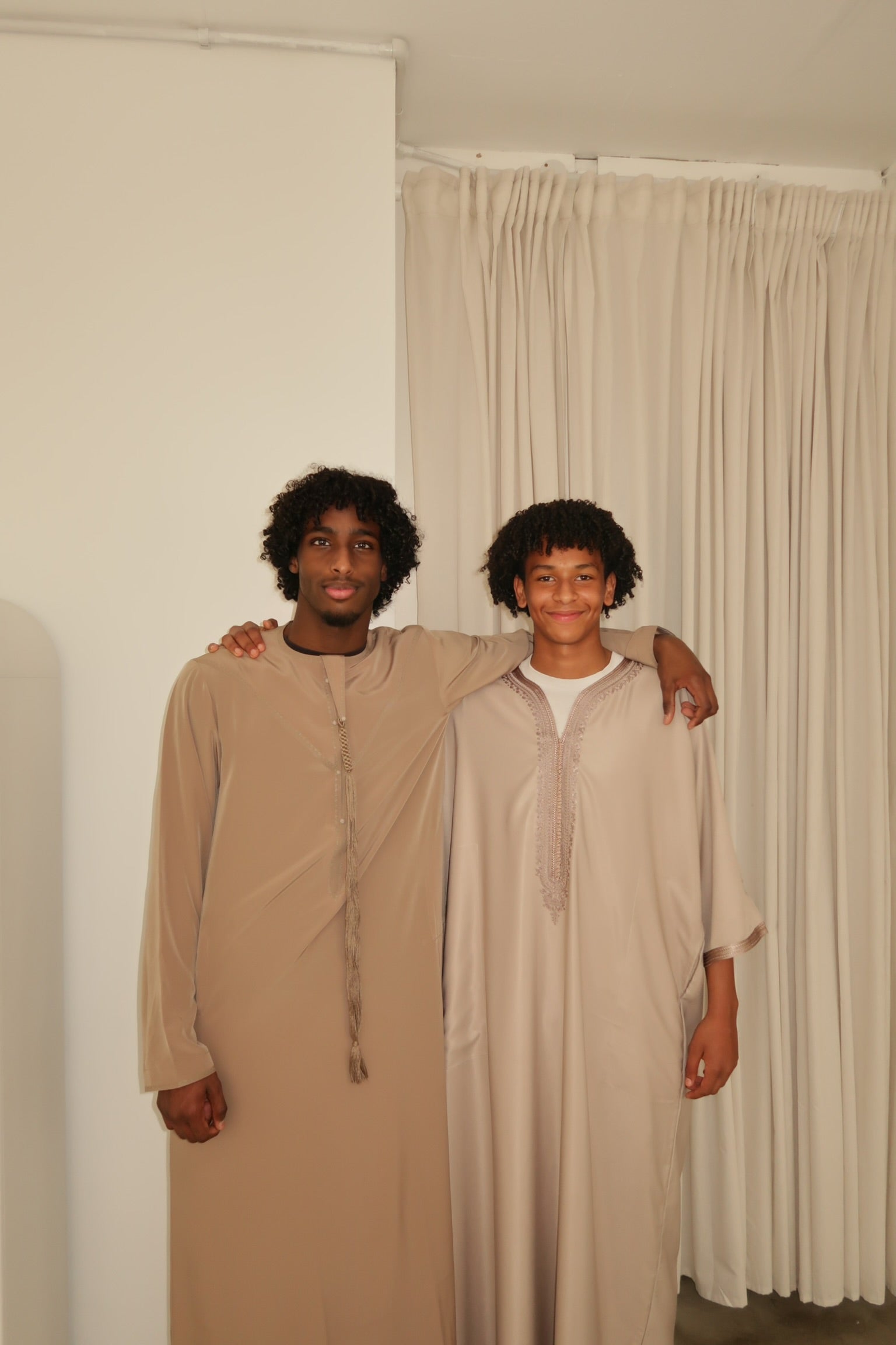 Sand - Zayed Emaraati Thobe